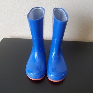 Rain boots